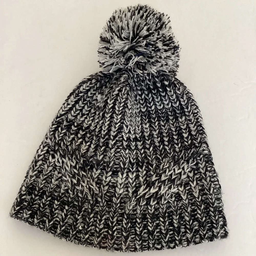 Rebecca Minkoff Cable Knit Beanie Hat Chunky Pom Pom Black Grey Cozy
